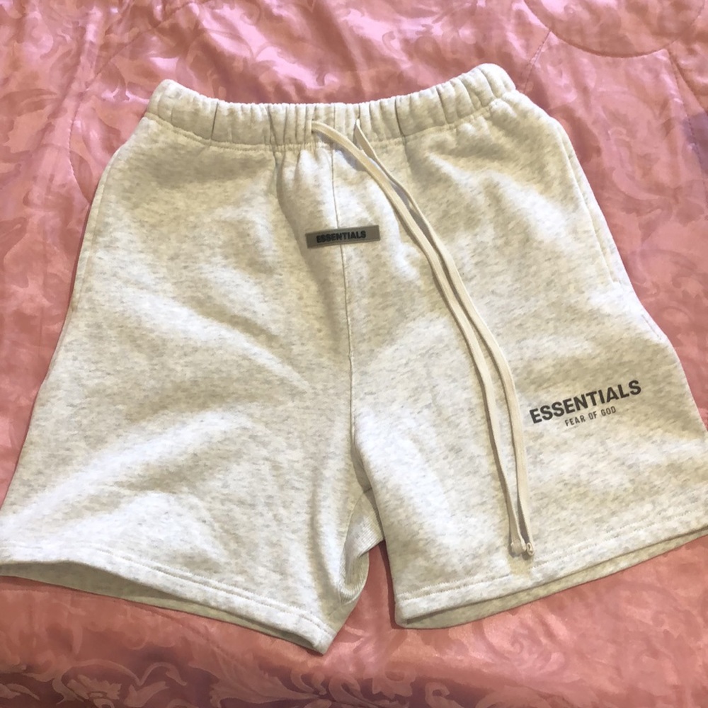 Unisex Essential shorts